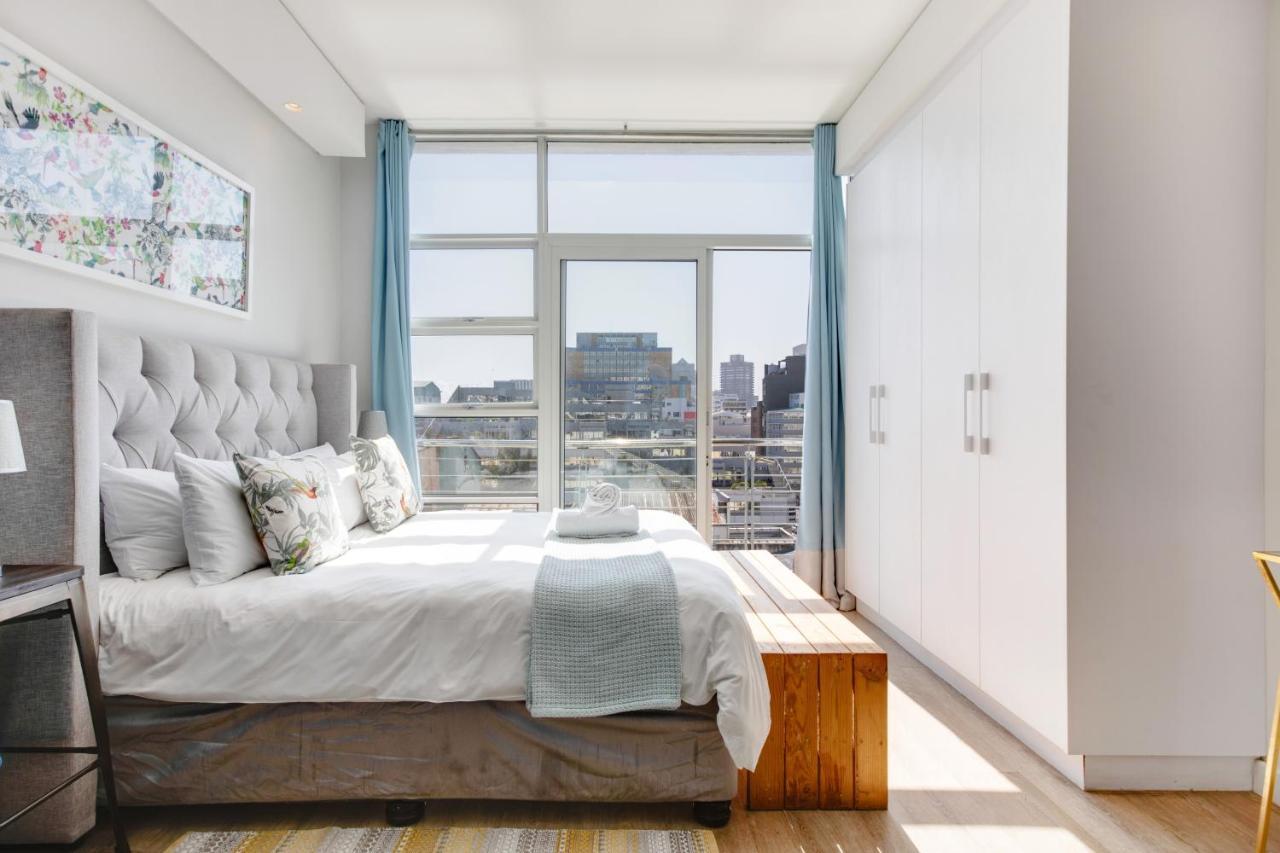 Apartment Backup-power Eclectic Blue View