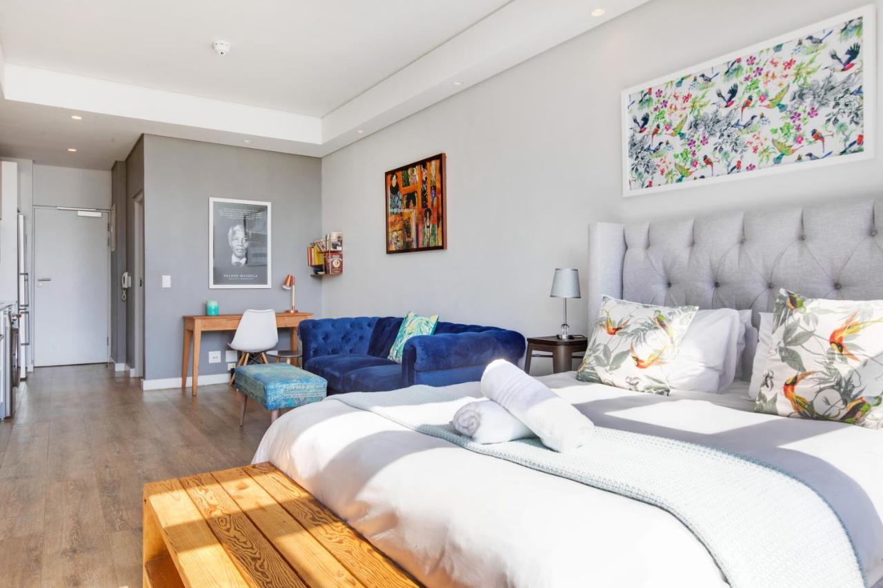 Backup-power Eclectic Blue View * Cape Town